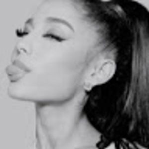 Meet your Posher, Janelle